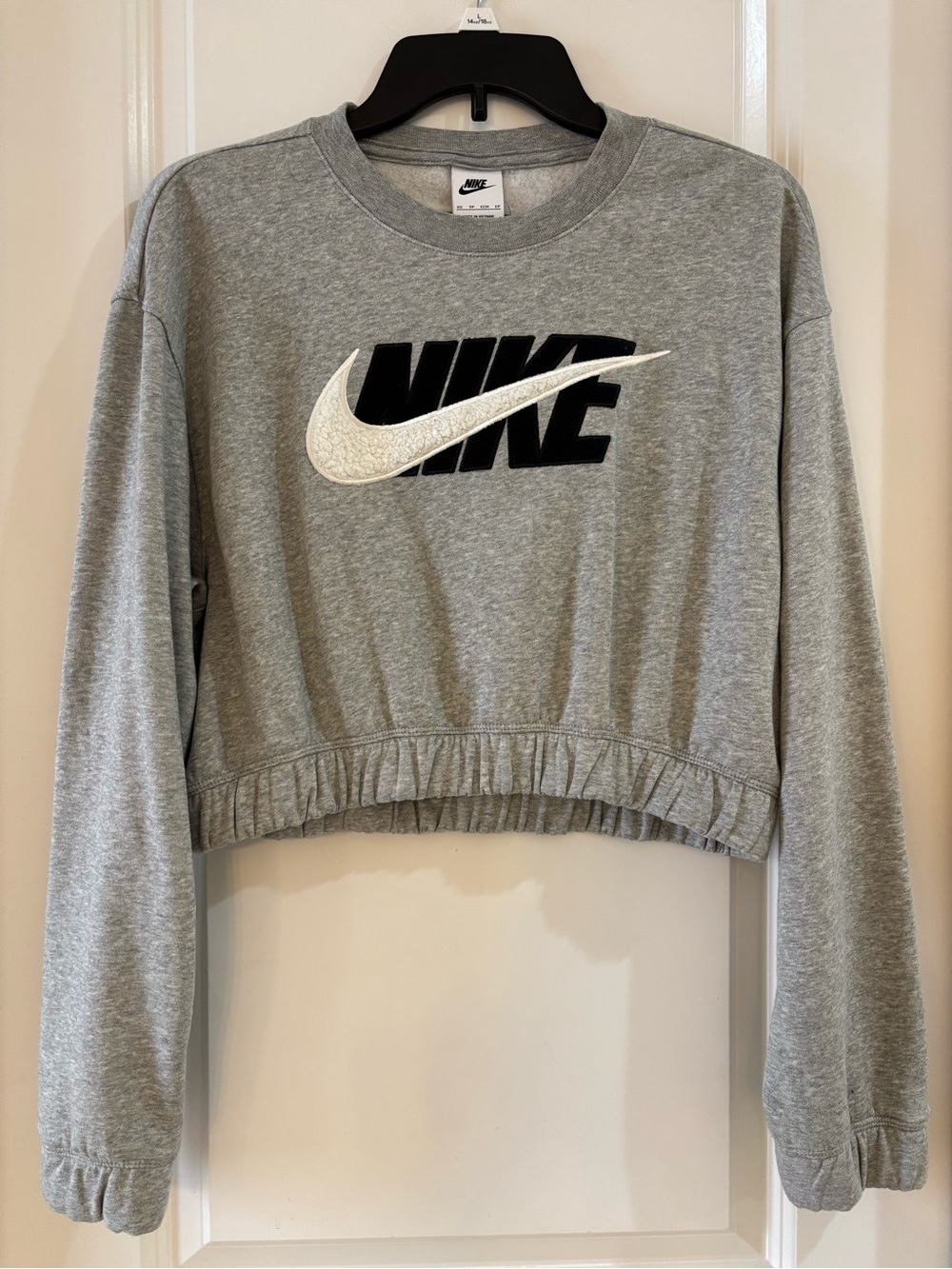 Women’s Nike Gray & Black Cropped Crew Sweatshirt with White Swoosh XS
